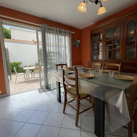 Maison 6 Pers Avec Jardin, Proche Centre-ville La Rochelle, Parking, Terrasse Ensoleillee - Fr-1-246-663 Casa vacanze